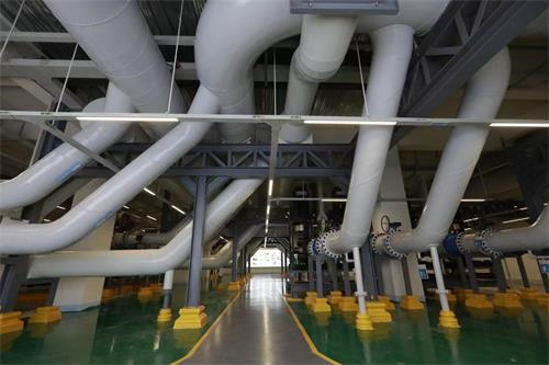 高效機房冷卻塔現(xiàn)狀